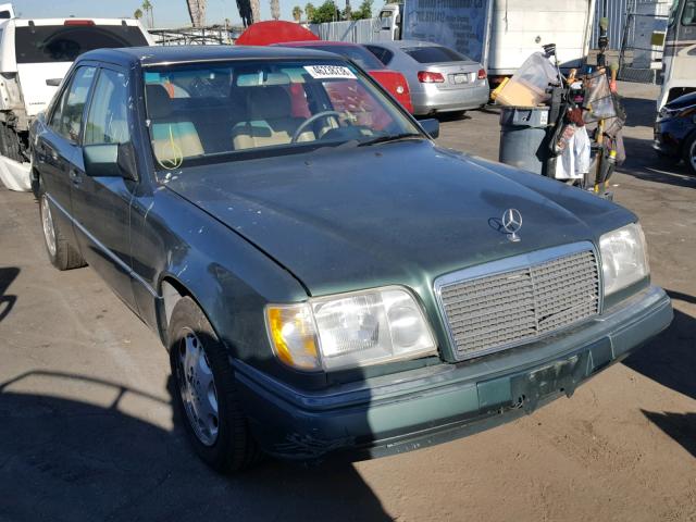 WDBEA32E2SC208720 - 1995 MERCEDES-BENZ E 320 BASE GREEN photo 1