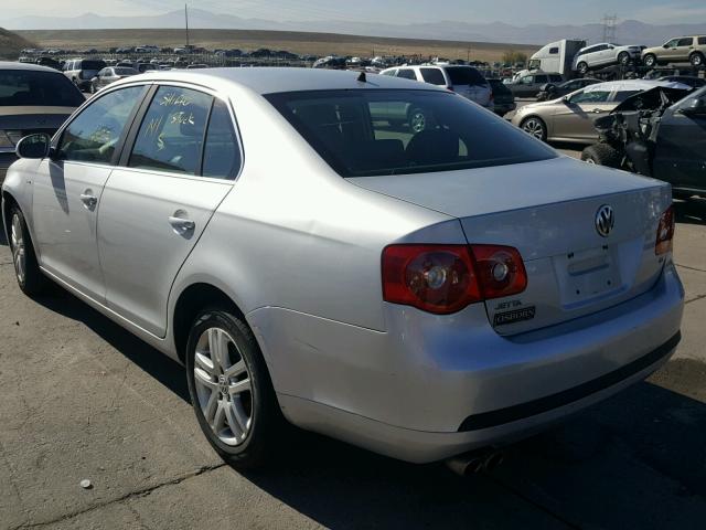 3VWEF81K07M071836 - 2007 VOLKSWAGEN JETTA WOLF SILVER photo 3