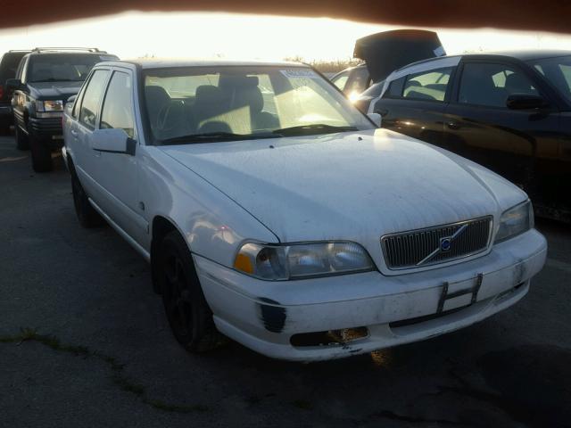 YV1LS55A0X2619437 - 1999 VOLVO S70 WHITE photo 1