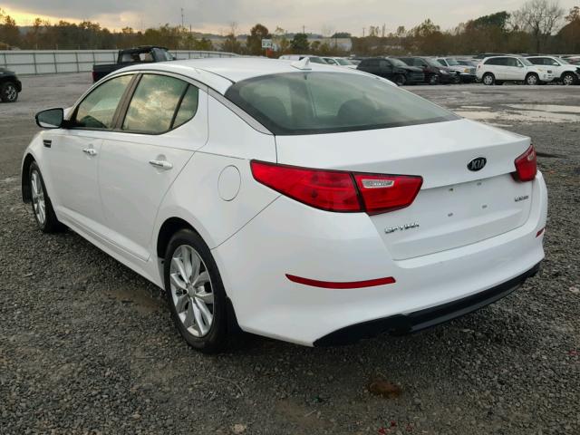 5XXGN4A72FG518931 - 2015 KIA OPTIMA EX WHITE photo 3