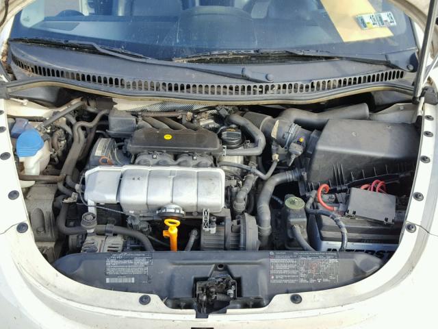 3VWCK21Y73M314203 - 2003 VOLKSWAGEN NEW BEETLE 米色 照片 7