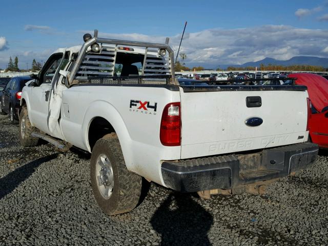 1FT7X2B61BEA62813 - 2011 FORD F250 WHITE photo 3