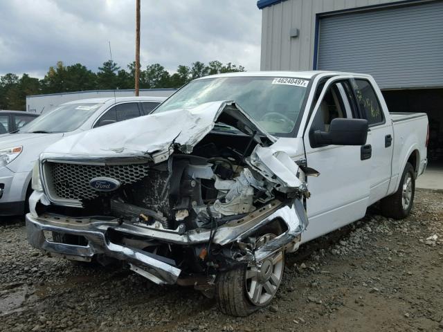 1FTPW12504KC84266 - 2004 FORD F150 SUPER WHITE photo 2