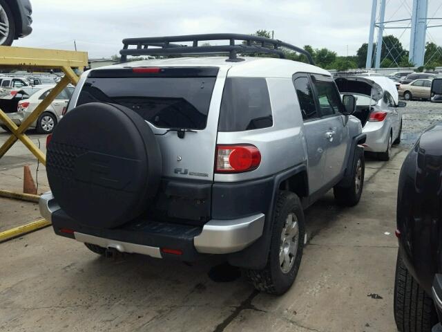 JTEBU11F170095048 - 2007 TOYOTA FJ CRUISER SILVER photo 4