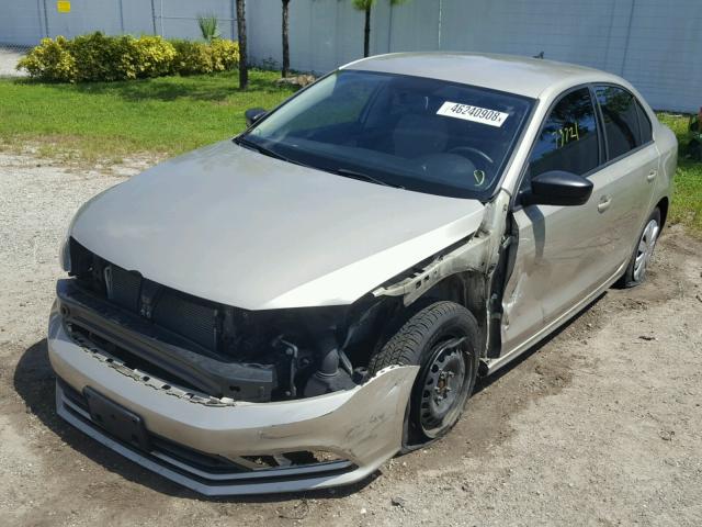 3VW2K7AJ7FM289299 - 2015 VOLKSWAGEN JETTA BASE GOLD photo 2