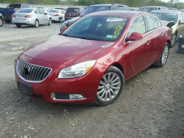 2G4GS5EV7D9183902 - 2013 BUICK REGAL PREM RED photo 2