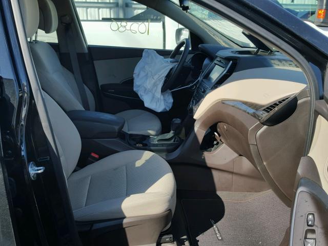 5NMZU3LB5HH023912 - 2017 HYUNDAI SANTA FE S 黑色 照片 5