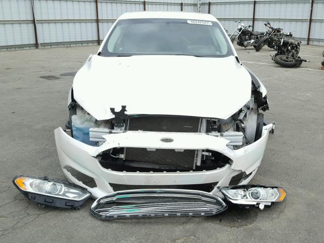 3FA6P0H73ER247811 - 2014 FORD FUSION SE WHITE photo 9