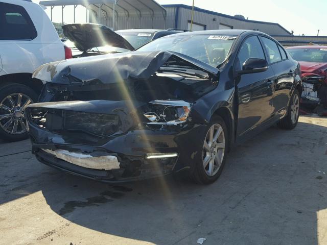 YV140MFJ3F1351572 - 2015 VOLVO S60 Noir photo 2