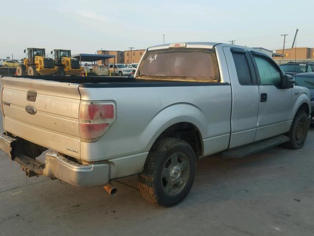 1FTFX1CF7CFC22130 - 2012 FORD F150 SILVER photo 4