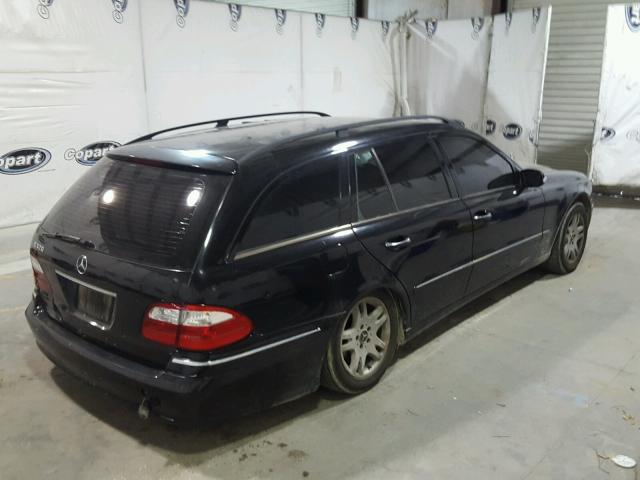 WDBUH65J54A376688 - 2004 MERCEDES-BENZ E BLACK photo 4