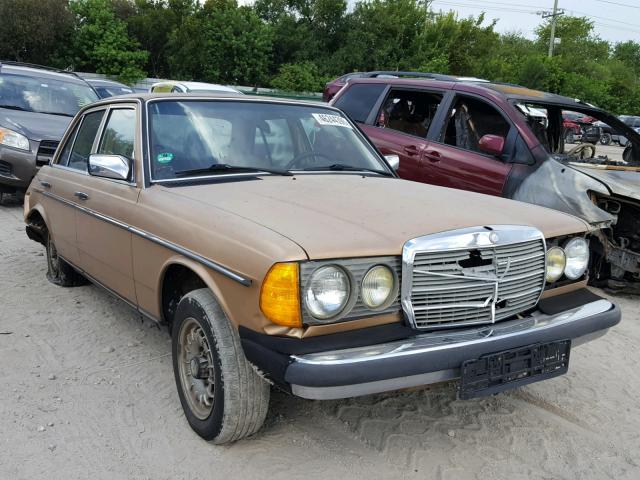 WDBAB33A5EA006400 - 1984 MERCEDES-BENZ 300 DT GOLD photo 1