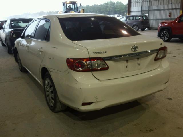 2T1BU4EE7DC113383 - 2013 TOYOTA COROLLA BA WHITE photo 3