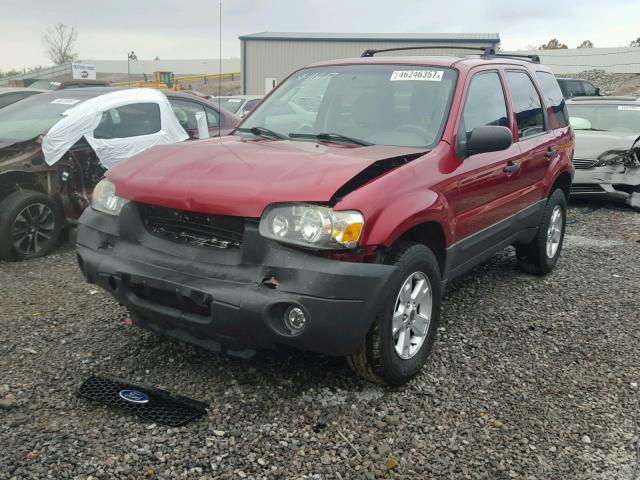 1FMCU03176KD35223 - 2006 FORD ESCAPE XLT RED photo 2