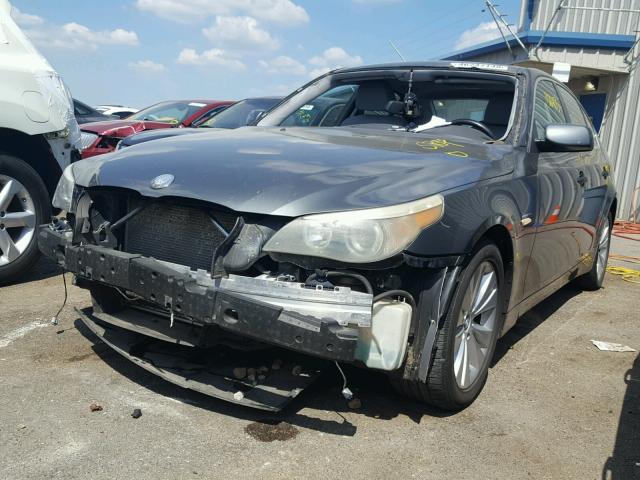 WBANB33544B110632 - 2004 BMW 545 I GRAY photo 2