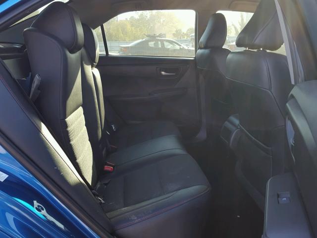 4T1BF1FK0HU718878 - 2017 TOYOTA CAMRY LE ლურჯი ფოტო 6