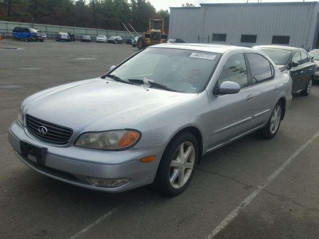 JNKDA31A02T021793 - 2002 INFINITI I35 SILVER photo 2