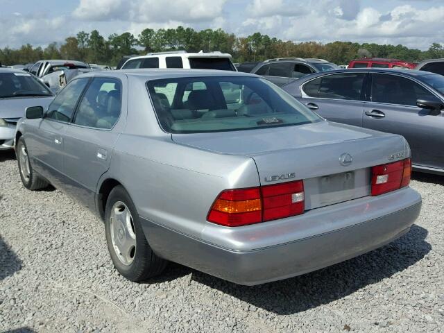 JT8BH28F3W0124311 - 1998 LEXUS LS 400 SILVER photo 3