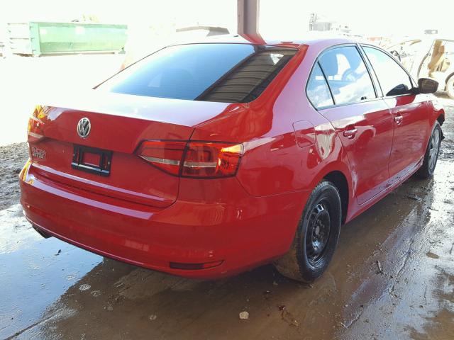 3VW2K7AJ0FM273316 - 2015 VOLKSWAGEN JETTA BASE RED photo 4
