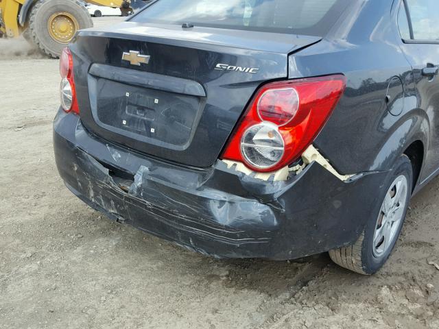 1G1JA5SH9E4196093 - 2014 CHEVROLET SONIC LS BLACK photo 9