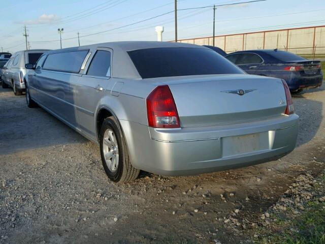 2C3KA53G36H479972 - 2006 CHRYSLER 300 TOURIN SILVER photo 3