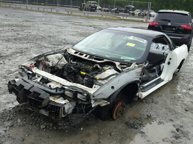 2G1FP22P6V2157204 - 1997 CHEVROLET CAMARO Z28 WHITE photo 2