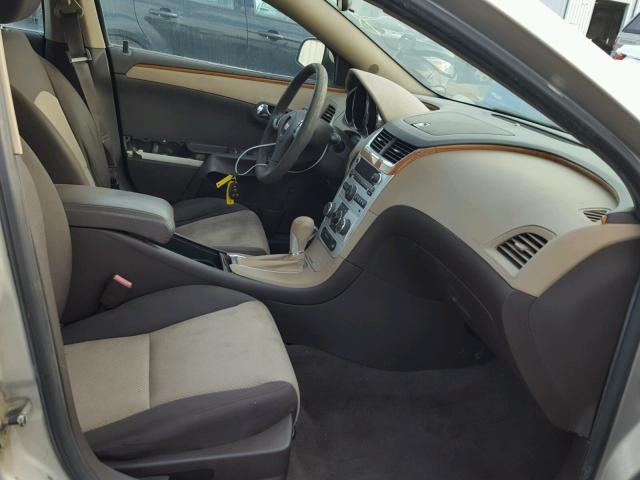 1G1ZC5EUXBF133297 - 2011 CHEVROLET MALIBU 1LT 米色 照片 5