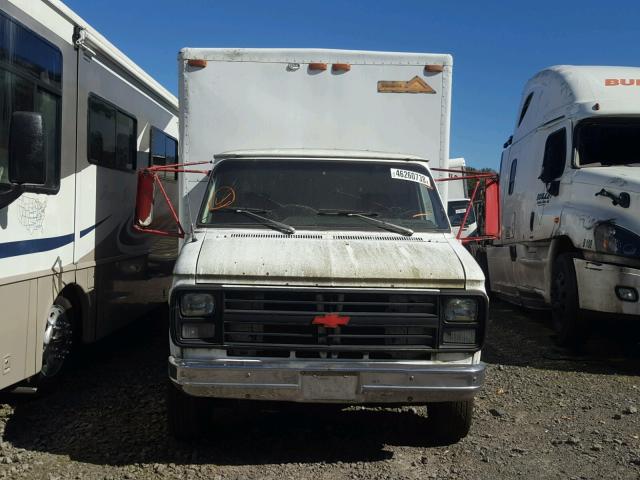 2GBHG31MXF4117974 - 1985 CHEVROLET G30 WHITE photo 10