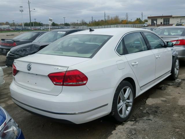 1VWCV7A33FC003253 - 2015 VOLKSWAGEN PASSAT SEL WHITE photo 4