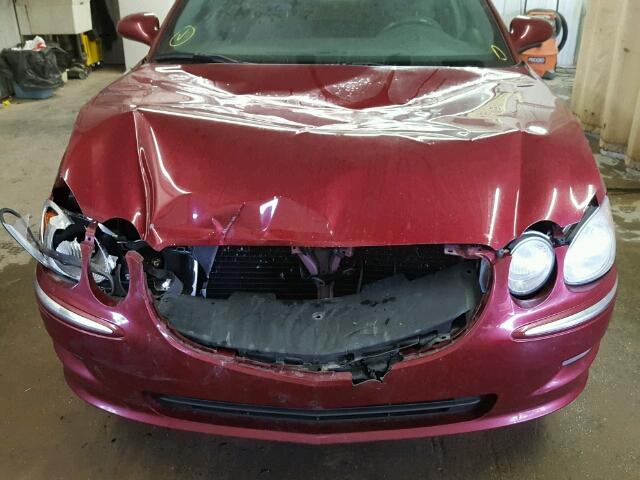 2G4WC582481188926 - 2008 BUICK LACROSSE C RED photo 9