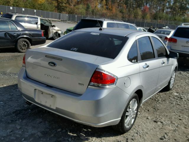 1FAHP3HN1AW239335 - 2010 FORD FOCUS SEL SILVER photo 4