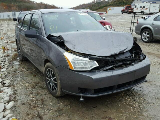 1FAHP3FN0AW286262 - 2010 FORD FOCUS SE GRAY photo 1