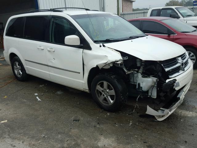 2D4RN5D1XAR459412 - 2010 DODGE GRAND CARA WHITE photo 1