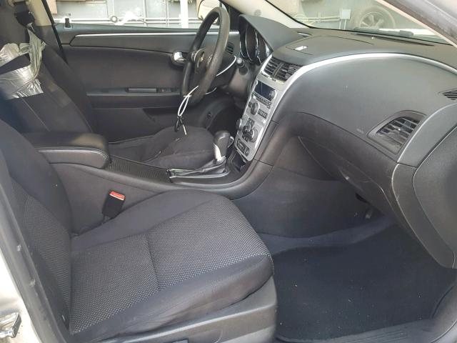 1G1ZC5E04CF291715 - 2012 CHEVROLET MALIBU 1LT SILVER photo 5