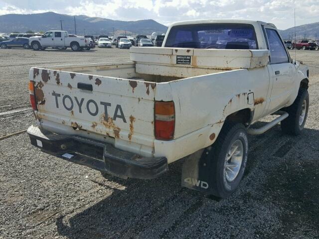 JT4RN60R6F5090583 - 1985 TOYOTA PICKUP RN6 WHITE photo 4