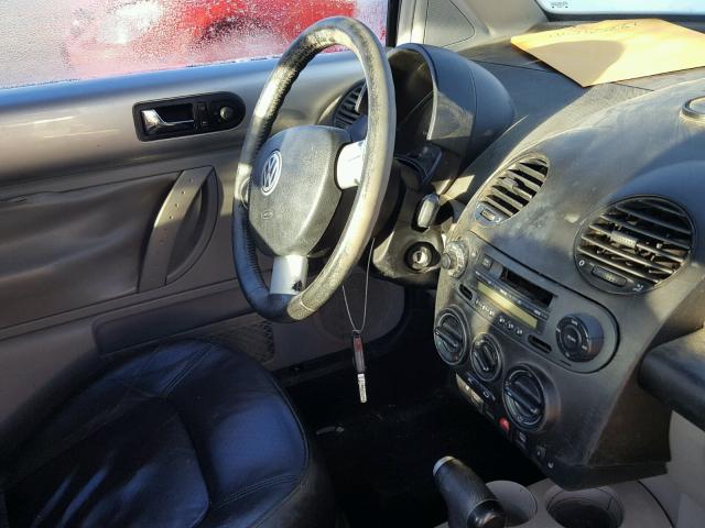 3VWCC21C7XM468224 - 1999 VOLKSWAGEN NEW BEETLE 银色 照片 9