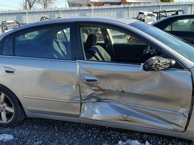 1N4BL11D05C375549 - 2005 NISSAN ALTIMA SE SILVER photo 9