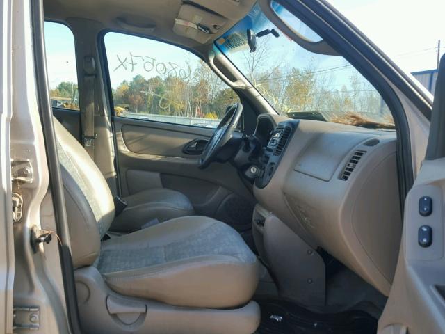 1FMYU02151KB27115 - 2001 FORD ESCAPE XLS BEIGE photo 5