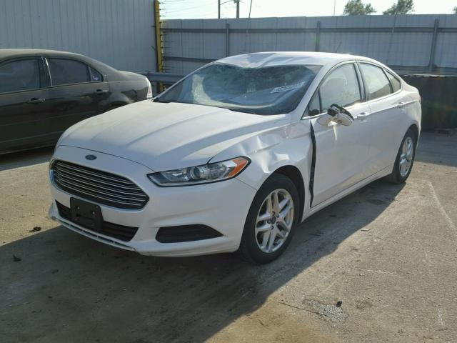 1FA6P0H77E5363788 - 2014 FORD FUSION SE WHITE photo 2