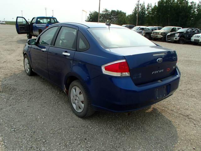 1FAHP34N58W270796 - 2008 FORD FOCUS BLUE photo 3