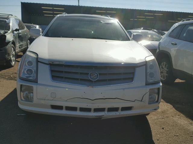 1GYEE637060195121 - 2006 CADILLAC SRX WHITE photo 9