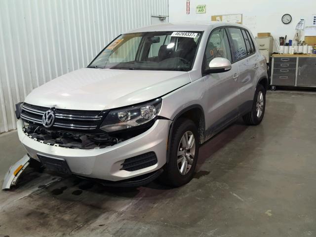 WVGAV7AX6CW549547 - 2012 VOLKSWAGEN TIGUAN S SILVER photo 2