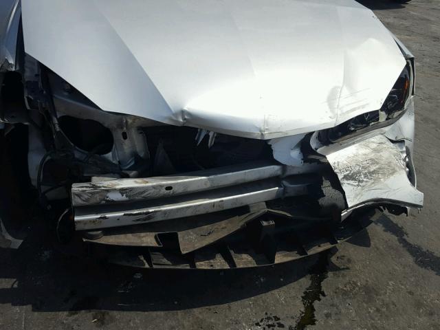 2G2WR524741171663 - 2004 PONTIAC GRAND PRIX SILVER photo 9