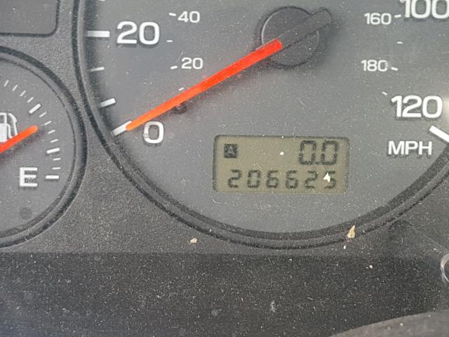 JF1SF65642H741513 - 2002 SUBARU FORESTER S 银色 照片 8