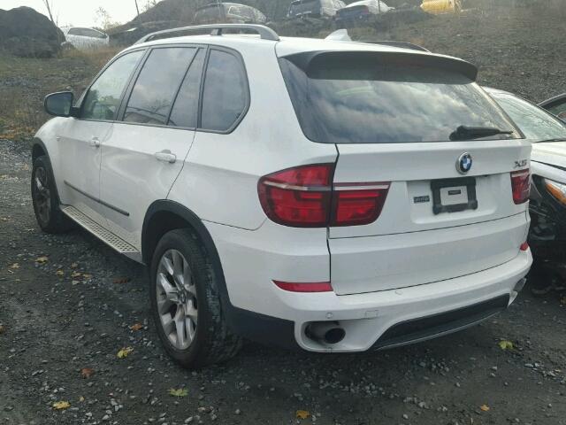 5UXZV4C54CL750378 - 2012 BMW X5 XDRIVE3 WHITE photo 3