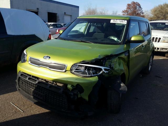 KNDJN2A22E7734557 - 2014 KIA SOUL GREEN photo 2