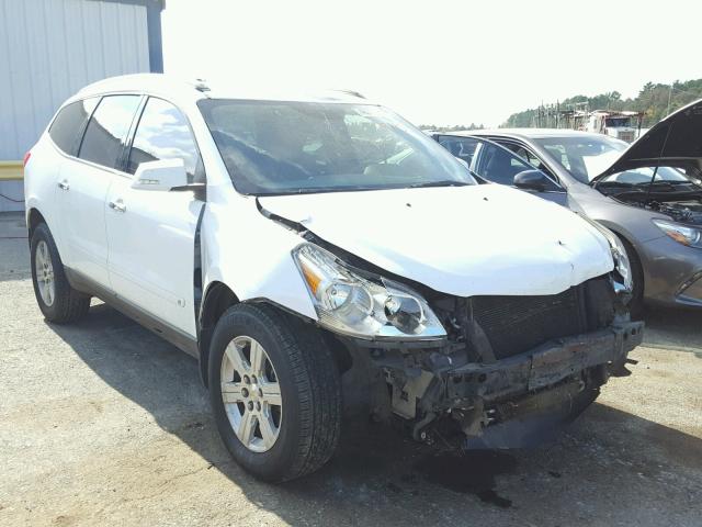 1GNLRGED5AS139190 - 2010 CHEVROLET TRAVERSE L WHITE photo 1