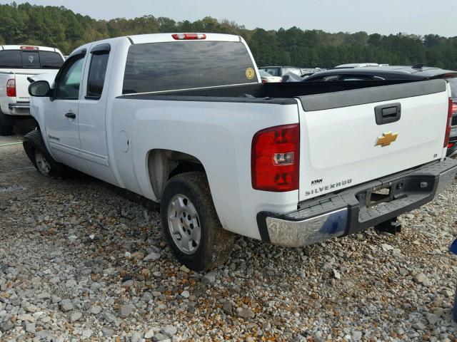 1GCRCSE02DZ112013 - 2013 CHEVROLET SILVERADO WHITE photo 3