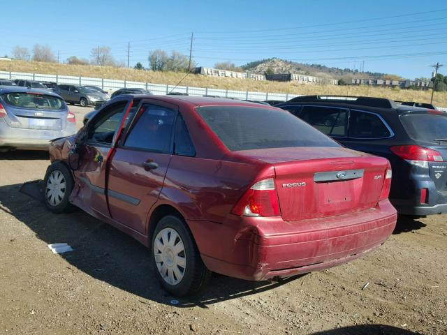 1FAFP34N25W229674 - 2005 FORD FOCUS ZX4 RED photo 3