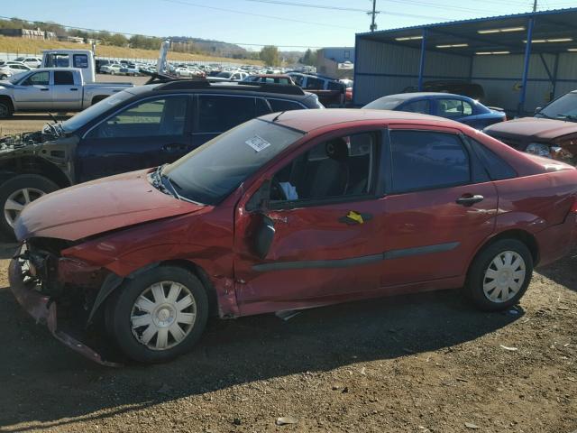 1FAFP34N25W229674 - 2005 FORD FOCUS ZX4 RED photo 9